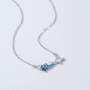 Collar de pez brillante de plata de ley S925 personalizable con versión de cobre, amuleto delicado de la suerte esmaltado, ideal para uso diario, fiestas y regalos. - Product Image 4