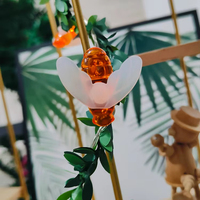 Offre Spéciale artificielle soie Lvy feuille abeille guirlande plastique vigne feuillage pour mariage décoration de noël suspendu verdure Arrangement