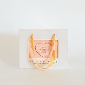 Rosa Doppeltürige Magnetische Geschenkbox mit Herzanhänger Klappbare Starre Box für Romantische und Geburtstagsgeschenkverpackungen - Product Image 2