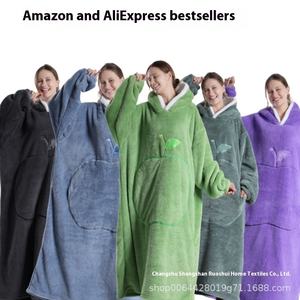 Para <span class=keywords><strong>Amazon</strong></span>, el camisón de terciopelo cómodo de doble cara para <span class=keywords><strong>mujer</strong></span> más vendido, manta de TV perezosa de manga larga para otoño e invierno con logotipo - Product Image 3