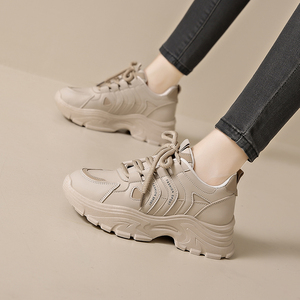 Chaussures décontractées à lacets pour femmes en gros, baskets tendance pour filles, chaussures de marche et de course pour femmes, chaussures de créateur antidérapantes - Product Image 5