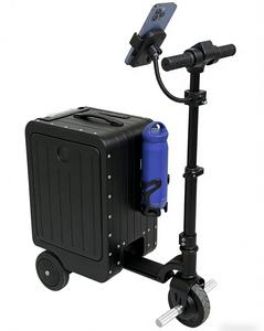 Valise trolley rigide moderne de 20 pouces avec cadre en aluminium, contrôle par application, support pour téléphone et porte-gobelet - Product Image 2