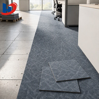 HENGJIU Sofort Lieferbar 50x50cm Modulare Nylon-Teppichfliesen Antistatisch Organische Textur PVC-Rückseite Heim- und Büro-Renovierung Bodenbelag