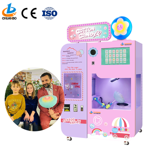 Machine distributrice automatique <span class=keywords><strong>de</strong></span> barbe <span class=keywords><strong>à</strong></span> papa pour usage commercial, offrant une production interactive et fraîche, idéale pour les attractions touristiques, les centres commerciaux et les parcs. - Product Image 2