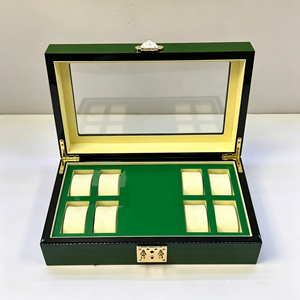 กล่องเก็บนาฬิกาไม้สีเขียวจากโรงงานโดยตรง ยี่ห้อ Green Wooden  8/10 ช่อง  รับทำโลโก้ กล่องจัดระเบียบนาฬิกาหรูสำหรับนาฬิกายี่ห้อดัง - Product Image 1