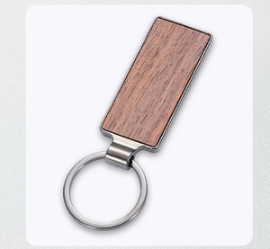 Porte-clés en bois personnalisés avec logo gravé au laser - Porte-clés en bois sur mesure pour cadeaux promotionnels et image de marque d'entreprise - Product Image 3