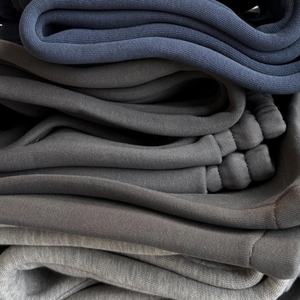 ชุดเซ็ตสตรีทแวร์โอเวอร์ไซส์ เสื้อฮู้ดดี้ทรงบ็อกซี่ กางเกงขายาว 2 ชิ้น ชุดวอร์มพิมพ์ลายสำหรับฤดูหนาว ยูนิเซ็กซ์ คุณภาพสูง ผ้าฝ้ายหนา ชุดแทรคสูทผู้ชาย - Product Image 6