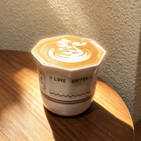 Vente en gros de tasses à latte en céramique octogonales de 280 ml, mugs à café en vrac pour la maison, le café, l'hôtel, le restaurant, le bureau, les voyages, les amateurs de thé