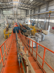 Línea de Producción de Barras de Aluminio de Doble Rodillo de Alto Rendimiento para Barras de 9.5mm con 10 Soportes de Rodillos y Máquina de Fundición de Cuatro Ruedas - Product Image 3