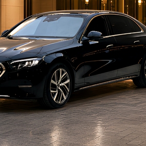 <span class=keywords><strong>Mercedes</strong></span> E300L 2026 con Vernice Originale, 2.0T 48V Automatico, 1.200 km di Chilometraggio - Product Image 6