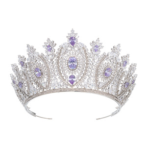 Diadème Élégant en Cuivre Doré avec Cristaux CZ Vert Émeraude, Couronne Ovale en Cristal Taillé Poire, Bijou de Mariage <span class=keywords><strong>Indien</strong></span> et Pakistanais pour Mariée et Reine - Product Image 3