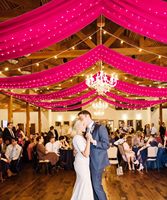 FOTSHARER Rideaux de plafond en tulle de chiffon rose fuchsia pour décoration d'arche de mariage et de réception, 4 panneaux, 5x20FT, fabriqués en Chine