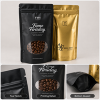 Sachet de café refermable personnalisé noir mat et or avec fenêtre pour grains torréfiés, pochette verticale de qualité supérieure