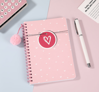 Carnets personnalisés B6 avec couverture en papier imprimé, reliure spirale, pour journalisation et entraînement, avec bande élastique et pendentif pompon