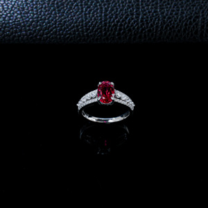 แหวนพลอยทับทิมสังเคราะห์จากห้องปฏิบัติการเงิน925 - Product Image 3