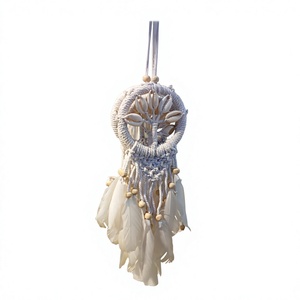 Attrape-rêves circulaire bohème fait main en plumes blanches, design Arbre de Vie, décoration murale unique - Product Image 1