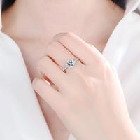 DEZYVIA Bague en Acier Inoxydable Plaqué Platine avec Moissanite, Sertissage Griffe Pavé, Bijou Classique Romantique pour Femme, Mariage et Fiançailles