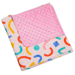 Vente en gros <span class=keywords><strong>Couverture</strong></span> en peluche à pois minky double épaisseur pour bébé Literie pour bébé <span class=keywords><strong>Couverture</strong></span> d'<span class=keywords><strong>emmaillotage</strong></span> Super douce à pois minky pour bébé - Product Image 5