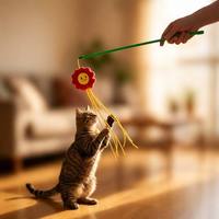 Jouet interactif pour chat en bois et sisal, design floral classique et adorable, vente en gros