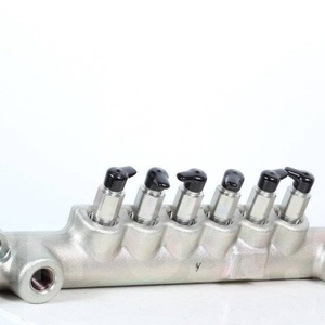 ชุดคอมมอนเรล PC400-8 6D125 สำหรับรถขุด 6261-71-1220 ของแท้ - Product Image 1