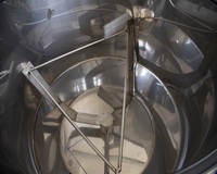 Mélangeur vertical de couleur de poudre granulaire en plastique industrielle de granule capacité de 100KG avec l'équipement de doseur de mélangeur de vis d'acier inoxydable
