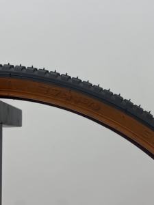 ยางในจักรยานคุณภาพสูง ยี่ห้อ KUMA ผลิตในเวียดนาม สำหรับการแข่งขันและเดินป่า ทำจากยางธรรมชาติ ขนาด 27x1-3/8 700x20c 24x1-3/8 27x1-1/4 - Product Image 3