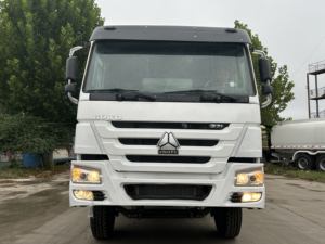 รถบรรทุกดัมพ์ HOWO มือสอง ยูโร 2 ยูโร II รถดัมพ์ Howo 6x4 รถดัมพ์ 10 ล้อ - Product Image 4