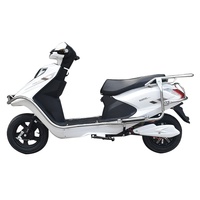 Nouveau Scooter cyclomoteur fourni, Scooter électrique ravissant, Scooter conçu