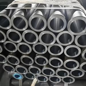 أسطوانة مسننة من الفولاذ المصقول E355 أنبوب شحذ غير ملحوم أنبوب أسطوانة زيت معتمد من API لأنابيب حفر سوائل الزيت - Product Image 4