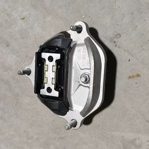 Supporto per Trasmissione Automatica XWD, Sostituzione Supporto Motore per <span class=keywords><strong>Audi</strong></span> A4L <span class=keywords><strong>Q5</strong></span> A6L C7 - Product Image 3