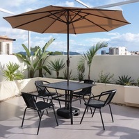 Table de repas extérieure moderne et durable de 37'' x 37'' en brun avec trou pour parasol, idéale pour les bistrots, les cafés et les restaurants