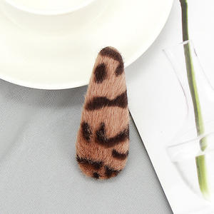 กิ๊บติดผมพิมพ์ลายเสือดาวขนกระต่ายเลียนแบบแบบ<span class=keywords><strong>เกาหลี</strong></span>หรูหรากิ๊บติดผมทรงเรขาคณิตกิ๊บปิ่นปักผมทรง<span class=keywords><strong>ยาว</strong></span>สำหรับผู้หญิง - Product Image 5