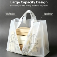 Sac en plastique coloré pour vêtements, sac cadeau personnalisé avec impression, emballage pour vêtements