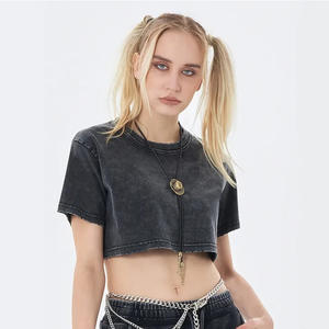 مخصص الصيف جولة الرقبة فارغة المحاصيل أعلى الشارع ارتداء حمض غسل خمر المتضخم أعلى المحاصيل التي شيرت للنساء - Product Image 2