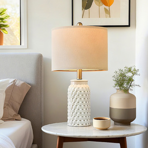 Lámpara de mesa de cerámica moderna E27 con pantalla LED de color blanco para decoración de dormitorio y estudio - Product Image 3