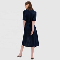 Haute qualité marque privée marque 2024 été femmes élégant belle luxe Satin soie col en V fendu Midi tenue décontractée