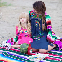 Chemin de table américain de style mexicain, nappe arc-en-ciel, tapis de plage et serviette de plage, couverture chic arc-en-ciel