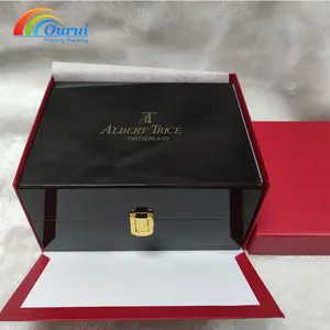 Caja de reloj de madera con logotipo personalizado, caja de regalo con acabado brillante dorado, Piano negro, venta al por mayor de fábrica