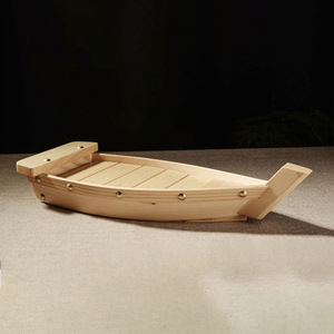 Bandeja de Madera de Pino Grabada Creativa para Servir <span class=keywords><strong>Sushi</strong></span> |   Bandeja Decorativa Ecológica Estilo Japonés para Sashimi, Ideal para Fiestas y Eventos - Product Image 5