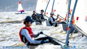 ILCA 4 de 4.2m, Versión de Primera Categoría, Velero de Competición para Entrenamiento Juvenil, Velero de Alta Velocidad de Fibra de Vidrio para Carreras en Ríos y al Viento - Product Image 4