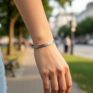 Brazalete de Acero Inoxidable con Diseños, Brazaletes de Moda - Product Image 2