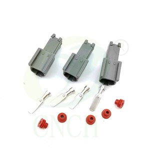Connettori Yazaki 58 a 1 via X tipo maschio 6.3mm(250) connettore grigio chiaro 7222-6214-40