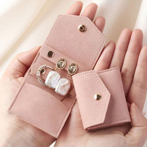 Bolsa de Almacenamiento de Joyas Plegable y Portátil, Bolsa de Viaje Personalizada para Aretes y Collares, Bolsa de Microfibra con Solapa - Product Image 3