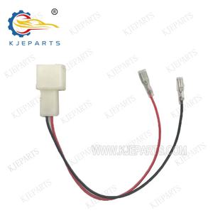 トヨタCHRカーオーディオ用<span class=keywords><strong>2</strong></span>ピンオスコネクタ自動配線ハーネスケーブル - Product Image 1