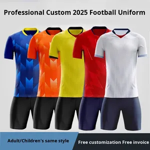Set di <span class=keywords><strong>maglie</strong></span> da <span class=keywords><strong>calcio</strong></span> unisex personalizzate, <span class=keywords><strong>stampa</strong></span> a trasferimento termico estiva, 100% poliestere, colletto alto, antibatterico e ad asciugatura rapida. - Product Image 3