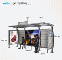 Abri d'arrêt de bus intelligent solaire moderne en acier inoxydable résistant aux intempéries avec écran LED publicitaire YEROO