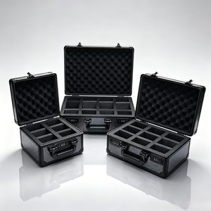 Maletín Portátil Personalizado de Aluminio con 4 Filas para Almacenamiento de Tarjetas Graduadas por PSA, BGS, CGC, SGC - Product Image 5