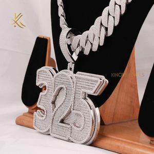 Éblouissant personnalisé Moissanite diamant pendentif Unique Hip Hop Style pendentif luxe déclaration bijoux pour hommes et femmes confiants - Product Image 4