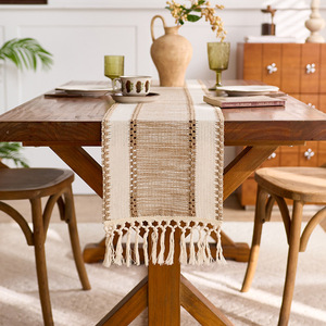 Hot Sale Simple American Country Style Party <strong>Table</strong> <strong>Runner</strong> Decorative Cotton <strong>Dining</strong> <strong>Table</strong> <strong>Runner</strong> with Tassel - Product Image 3