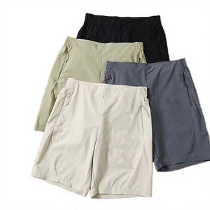 Shorts de sport amples pour hommes, taille élastique, mi-longueur, décontractés, respirants, 100 % coton, avec logo personnalisé, fabrication coupée et cousue - Product Image 1